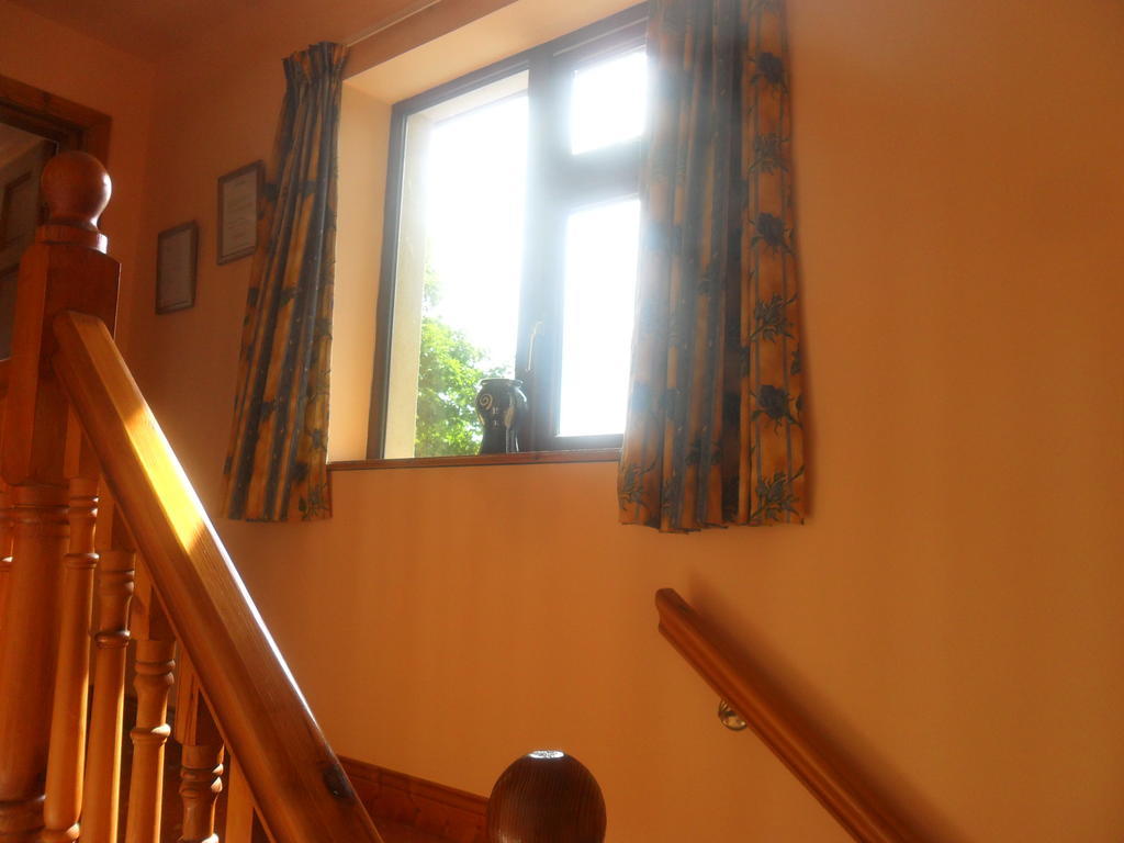 Glen House Room Only Accommodation 욜 객실 사진