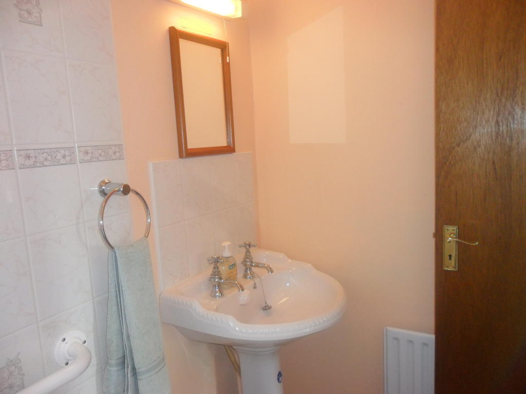 Glen House Room Only Accommodation 욜 객실 사진