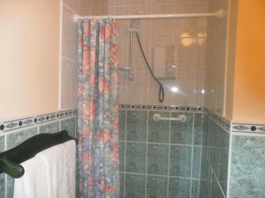 Glen House Room Only Accommodation 욜 객실 사진